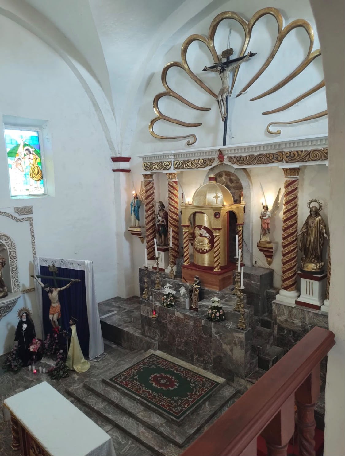 Tribuna de los enfermos del antiguo convento de San Juan Bautista